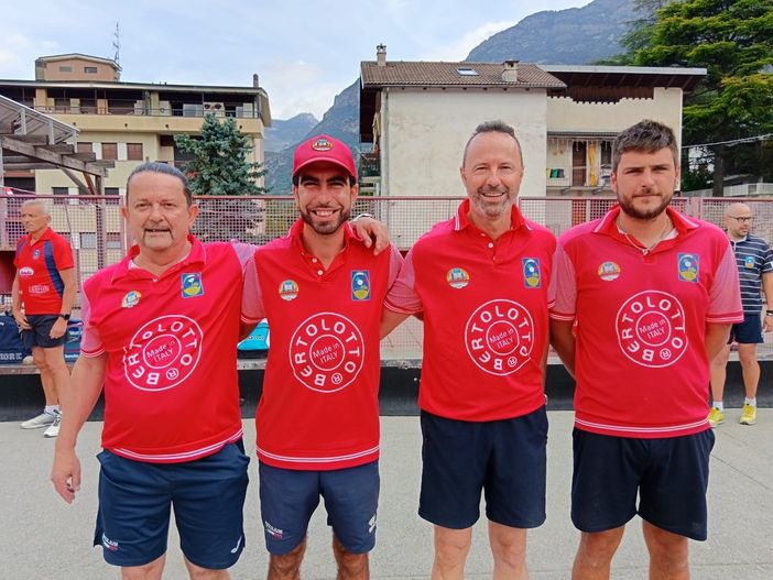 Nella foto di Mauro Parena, la quadretta dell’Auxilium Saluzzo seconda a Saint Vincent.