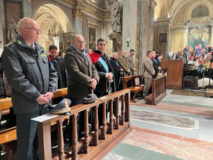 Messa in Duomo a Cuneo per la Virgo Fidelis, patrona dell'Arma [FOTO]
