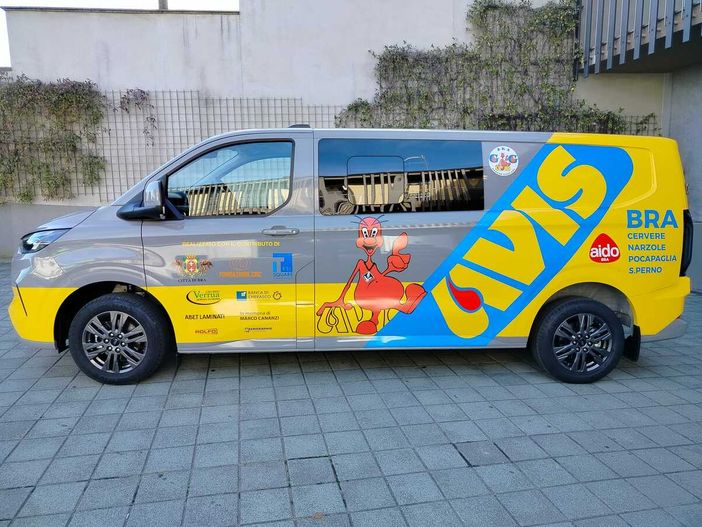 L’Avis Bra ha inaugurato un nuovo automezzo di servizio. Le parole del presidente Armando Verrua