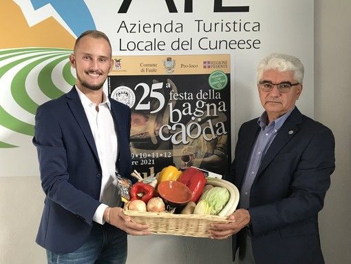 Conto alla rovescia per la Festa della Bagna Caoda a Faule (VIDEO) Conto alla rovescia per la Festa della Bagna Caoda a Faule (VIDEO)