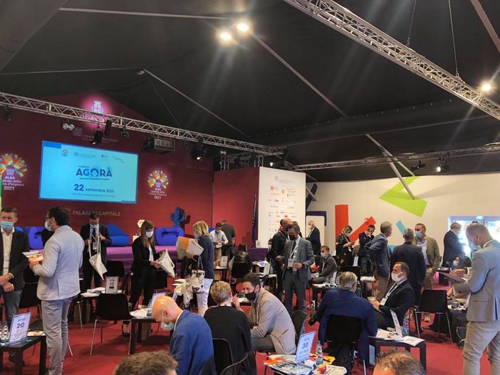 Un grande successo ad Alba per la seconda edizione di "Agorà Connext Cuneo" Un grande successo ad Alba per la seconda edizione di "Agorà Connext Cuneo"