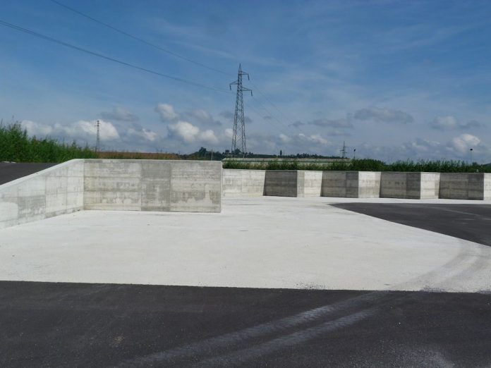 Alba: chiusa l’isola ecologica di via Ognissanti per sistemazione della strada Alba: chiusa l’isola ecologica di via Ognissanti per sistemazione della strada