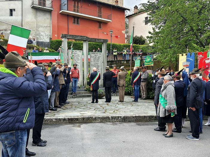 Oggi il raduno degli Alpini di Langa: 70 elementi nella sfilata