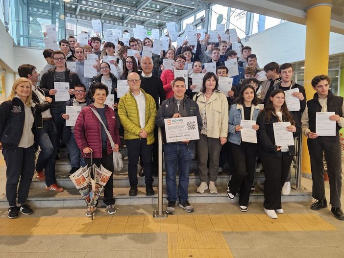 Arriva il "Bonus Mobilità": buoni sconto per noleggio bici e auto, taxi e navette per gli abbonati al trasporto pubblico locale