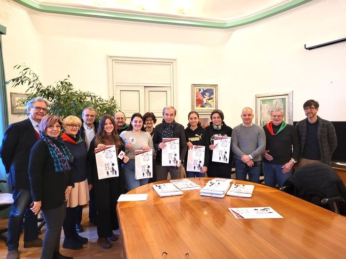 Nell'almanacco voluto da Anpi Alba-Bra e Istituto "Velso Mucci" il racconto quotidiano della Resistenza in Granda