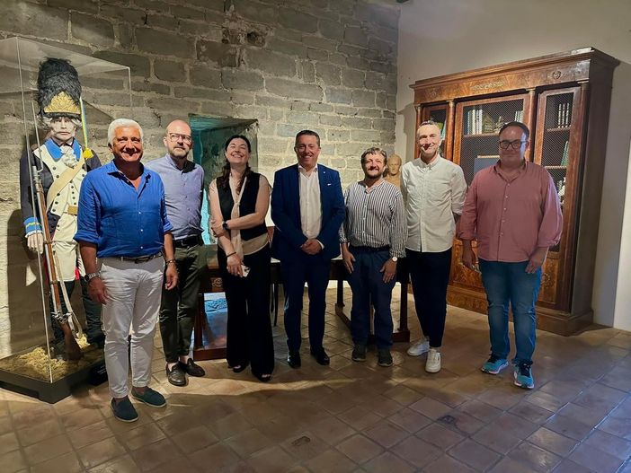Al castello di Mombasiglio il Consiglio di amministrazione della società di servizi di riferimento delle Ascom Confcommercio di Cuneo, Carrù, Ceva, Mondovì e Saluzzo Al castello di Mombasiglio il Consiglio di amministrazione della società di servizi di riferimento delle Ascom Confcommercio di Cuneo, Carrù, Ceva, Mondovì e Saluzzo