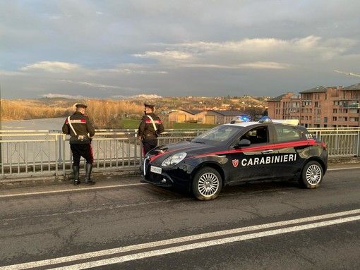 Alba, nuovo tentativo di suicidio dal ponte albertino