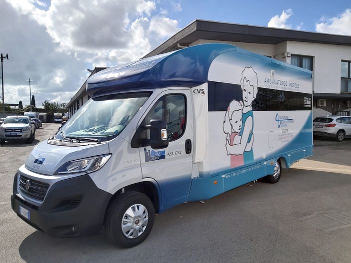 L'ambulatorio mobile appena donato all'Asl Cn2