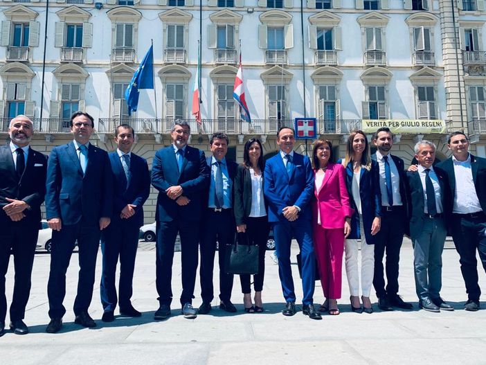 Alberto Cirio: "Da oggi operativa sul Piemonte la nuova giunta, a breve incontro con FCA e con Toninelli su infrastrutture" (VIDEO) Alberto Cirio: "Da oggi operativa sul Piemonte la nuova giunta, a breve incontro con FCA e con Toninelli su infrastrutture" (VIDEO)