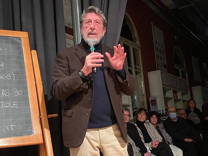 Alcuni momenti dell'incontro tenuto alla Fondazione Mirafiore di Serralunga d'Alba