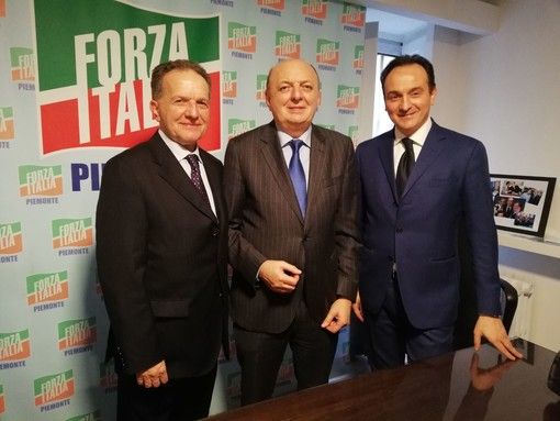 Da sinistra l'onorevole Marco Perosino, il ministro Pichetto Fratin e il governatore Alberto Cirio