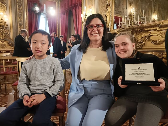 Conferita ieri la Targa di Merito della Repubblica Italiana agli alunni della 5^ A di Pocapaglia