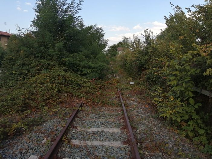 Ferrovie sospese, si dice che se ci fossero i treni la gente li prenderebbe: ma è davvero così?