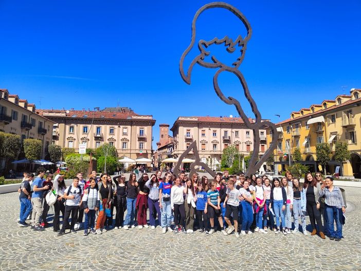 Studenti greci ospiti ad Alba grazie al progetto Erasmus+ Studenti greci ospiti ad Alba grazie al progetto Erasmus+