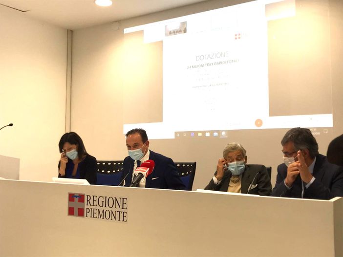 In Piemonte 2.4 milioni di tamponi rapidi. Cirio: “Testeremo Rsa, ospedali, scuole e privati”. 69mila quelli già distribuiti nella Granda (VIDEO)