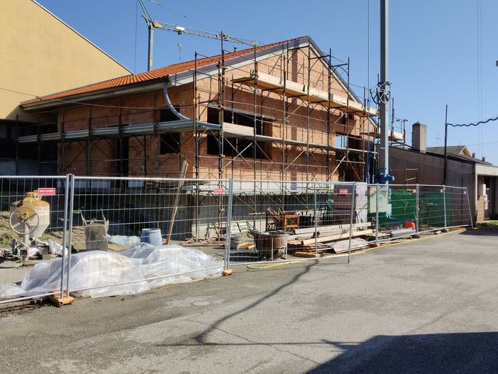 Il cantiere mensa del plesso scolastico di Vaccheria