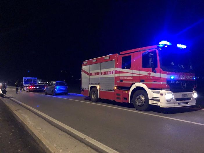 Incendio in un'abitazione di Neive, situazione sotto controllo Incendio in un'abitazione di Neive, situazione sotto controllo