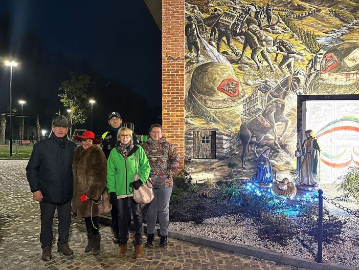 Una splendida natività arricchisce l'aiuola alpina di Margarita [FOTO]