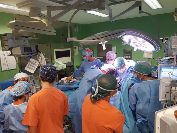 Malato di tumore all’unico polmone: operato da un’équipe multidisciplinare del "Santa Croce" di Cuneo [VIDEO]