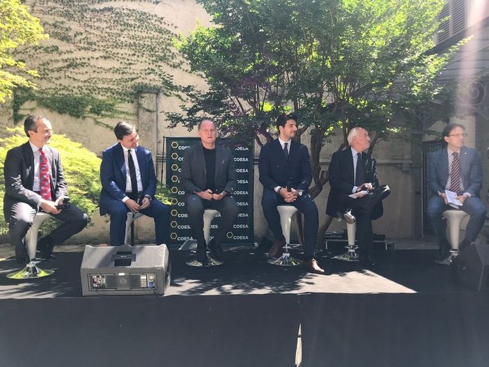 Stop a diesel e benzina dal 2035, l'ira degli industriali: "Dall'Europa posizione talebana"