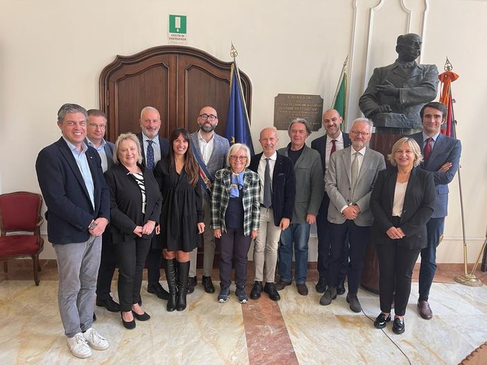 Provincia, Forza Italia orientata a dire sì alle linee programmatiche del presidente Robaldo Provincia, Forza Italia orientata a dire sì alle linee programmatiche del presidente Robaldo