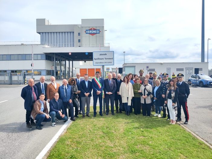 In mattinata la cerimonia di intitolazione alla presenza della famiglia e di autorità cittadine e provinciali