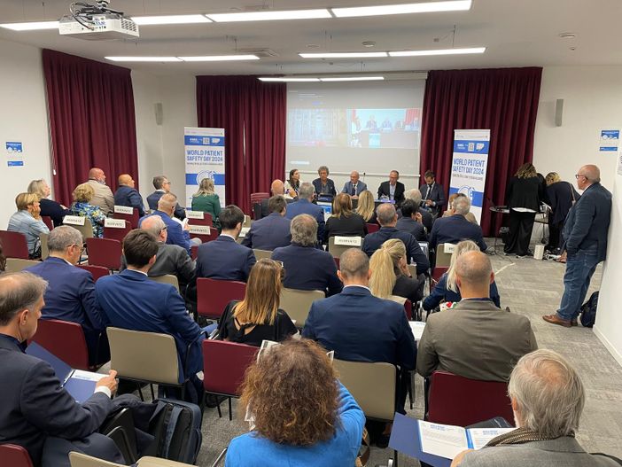 Sanità, riduzione dei rischi per pazienti e personale con tecnologia e intelligenza artificiale Sanità, riduzione dei rischi per pazienti e personale con tecnologia e intelligenza artificiale