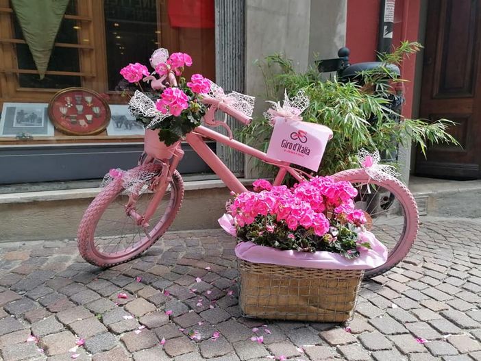 La Val Tanaro e il Monregalese accolgono il passaggio del Giro d'Italia [FOTO E VIDEO]