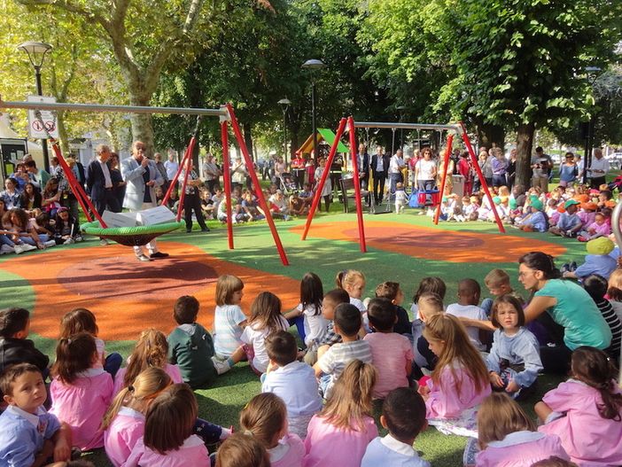 L'area giochi di piazza Roma, in una foto d'archivio