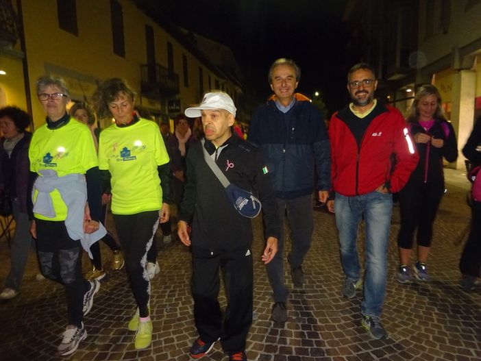 Bra, tornano le camminate serali organizzate dalle associazioni “Noi come te. Donne operate al seno” e “Bra Walking”