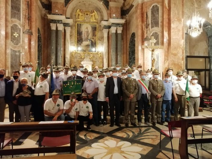Al santuario braidese della Madonna dei Fiori l’omaggio al sacrificio degli Alpini caduti in guerra Al santuario braidese della Madonna dei Fiori l’omaggio al sacrificio degli Alpini caduti in guerra