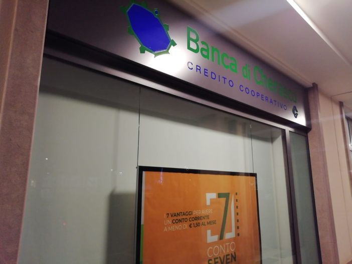 "M'illumino di meno": insegne spente per tutto il weekend alla BCC Cherasco