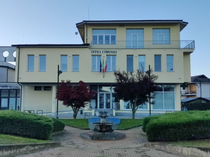Il municipio di Clavesana Il municipio di Clavesana