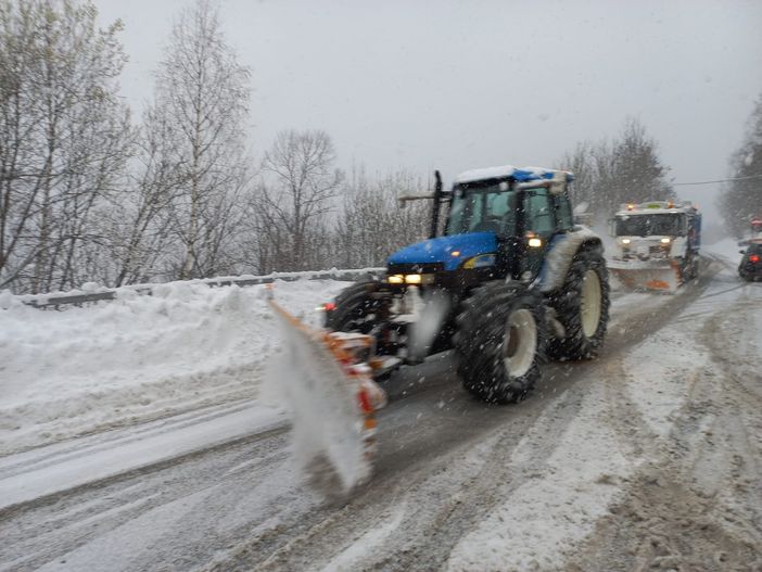 Nevicata in corso sulla Granda, il presidente Robaldo: "Alcuni disagi sono naturali. Dotiamoci di un po' di pazienza" [VIDEO]