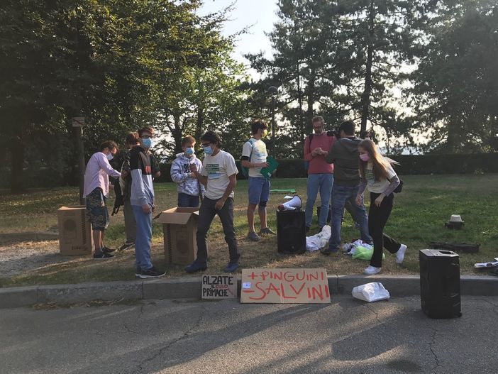 Friday for Future: centinaia di studenti in corteo a Cuneo ci ricordano che non esiste un pianeta B [FOTO e VIDEO]