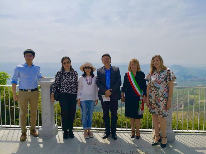 foto del consolato generale della Repubblica popolare cinese, il console generale aggiunto della Cina Zhang Hong, Roberto Cerrato, il sindaco di Marialuisa Ascheri e Rosanna Boglietti foto del consolato generale della Repubblica popolare cinese, il console generale aggiunto della Cina Zhang Hong, Roberto Cerrato, il sindaco di Marialuisa Ascheri e Rosanna Boglietti