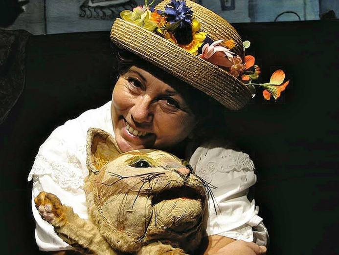 A Piobesi d'Alba la compagnia Habanera Teatro presenta "Codamozza il gatto"