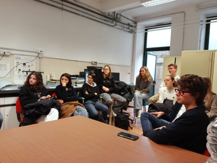 Il Liceo Classico “Govone” di Alba in visita al Laboratorio di Endocrinologia Oncologica UniTO