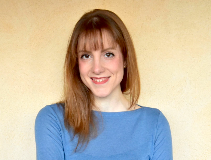 Il 4 maggio Chiara salirà sul palco di TEDxCuneo per condividere la sua storia e le sfide che ha dovuto affrontare come persona sorda in una società che spesso non è inclusiva Il 4 maggio Chiara salirà sul palco di TEDxCuneo per condividere la sua storia e le sfide che ha dovuto affrontare come persona sorda in una società che spesso non è inclusiva