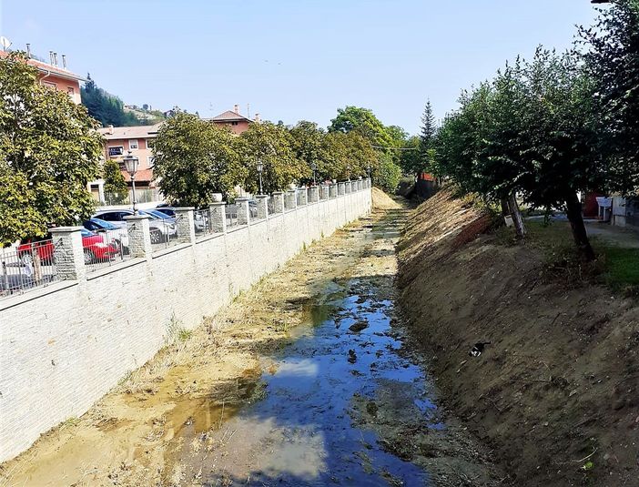 Il torrente Riddone a Corneliano Il torrente Riddone a Corneliano