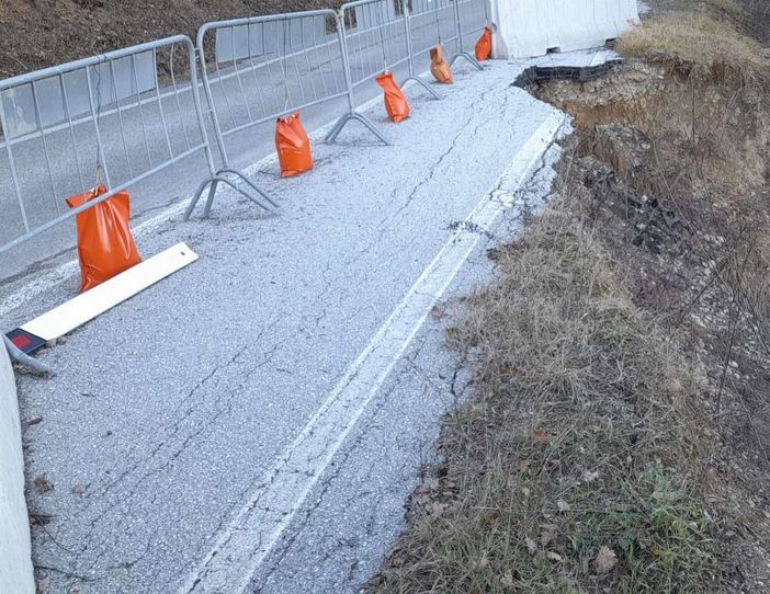 Progetto definitivo per messa in sicurezza della provinciale 162 a Bossolasco Progetto definitivo per messa in sicurezza della provinciale 162 a Bossolasco