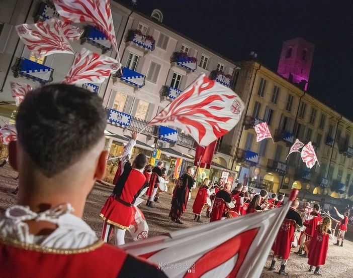 Rievocazione storica ad Alba, il Consiglio riapre all’unanimità alla possibilità di un ritorno in piazza Risorgimento