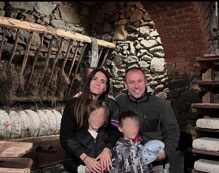 Week-end tra le bellezze di Valcasotto per Antonio Cassano e la famiglia Week-end tra le bellezze di Valcasotto per Antonio Cassano e la famiglia