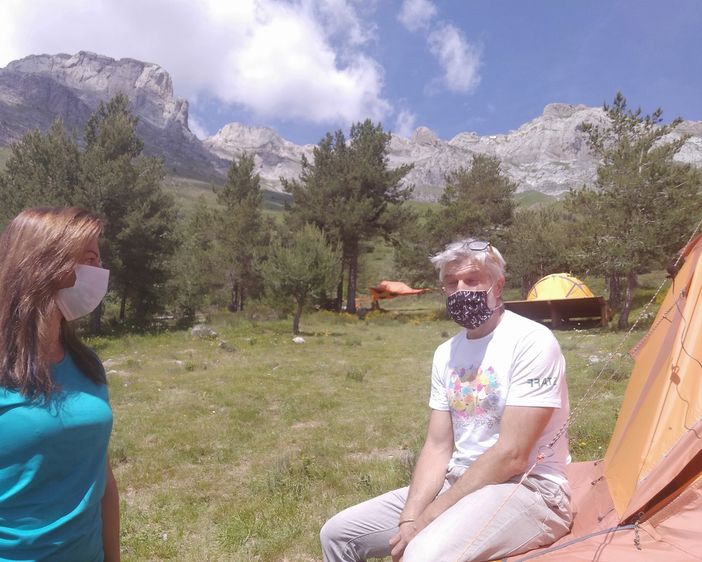 Tende sospese: è questa la formula anti-Covid-19 del rifugio Mongioie in val Tanaro (VIDEO)