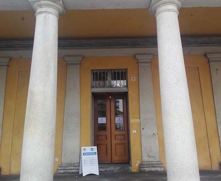 L'ingresso dello spotello rifiuti braidese L'ingresso dello spotello rifiuti braidese