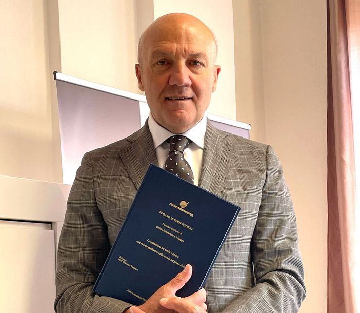 Carmine Maffettone, 59 anni, direttore del Convitto Provvidenza International School e delle sedi Pegaso e Mercatorum di Cuneo, Alba, Bra, Barolo e Imperia Carmine Maffettone, 59 anni, direttore del Convitto Provvidenza International School e delle sedi Pegaso e Mercatorum di Cuneo, Alba, Bra, Barolo e Imperia