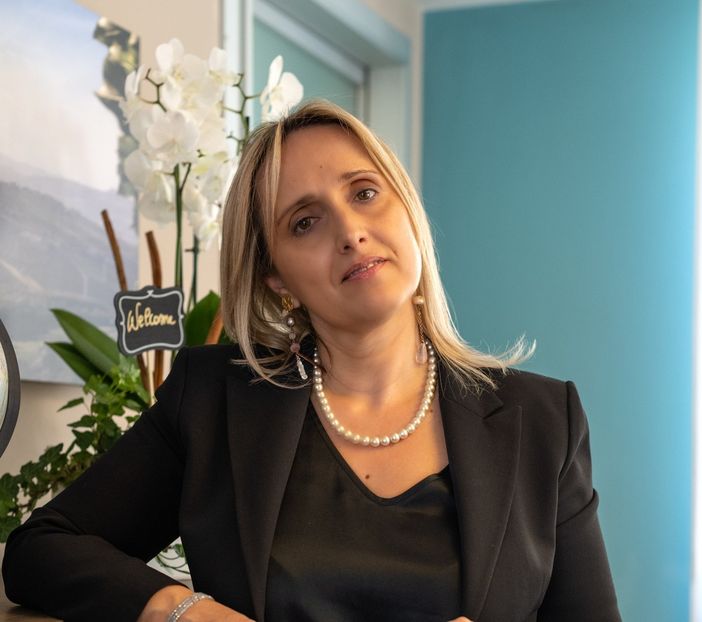 Elisabetta Grasso, direttrice del Consorzio Langhe Experience: "I nostri territori alla conquista del mondo del lusso"