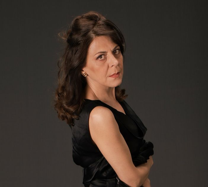 Evatar al Piccolo Teatro di Bra: il cabaret che sfida la tecnologia Evatar al Piccolo Teatro di Bra: il cabaret che sfida la tecnologia