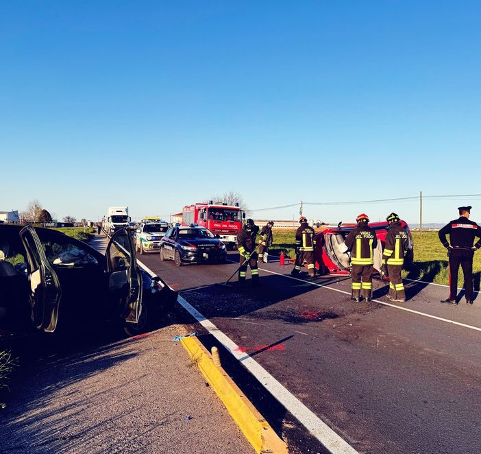 Violento frontale tra due auto a Sant’Albano Stura: temporaneamente chiusa la Provinciale 3 Violento frontale tra due auto a Sant’Albano Stura: temporaneamente chiusa la Provinciale 3