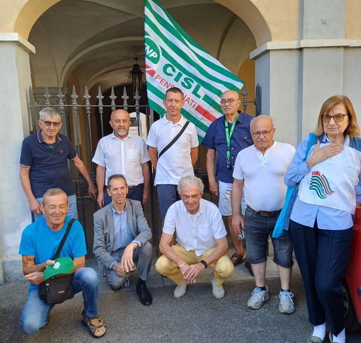Genola, inaugurato oggi il nuovo presidio pensionati- sindacati FNP Cisl Fossano Genola, inaugurato oggi il nuovo presidio pensionati- sindacati FNP Cisl Fossano